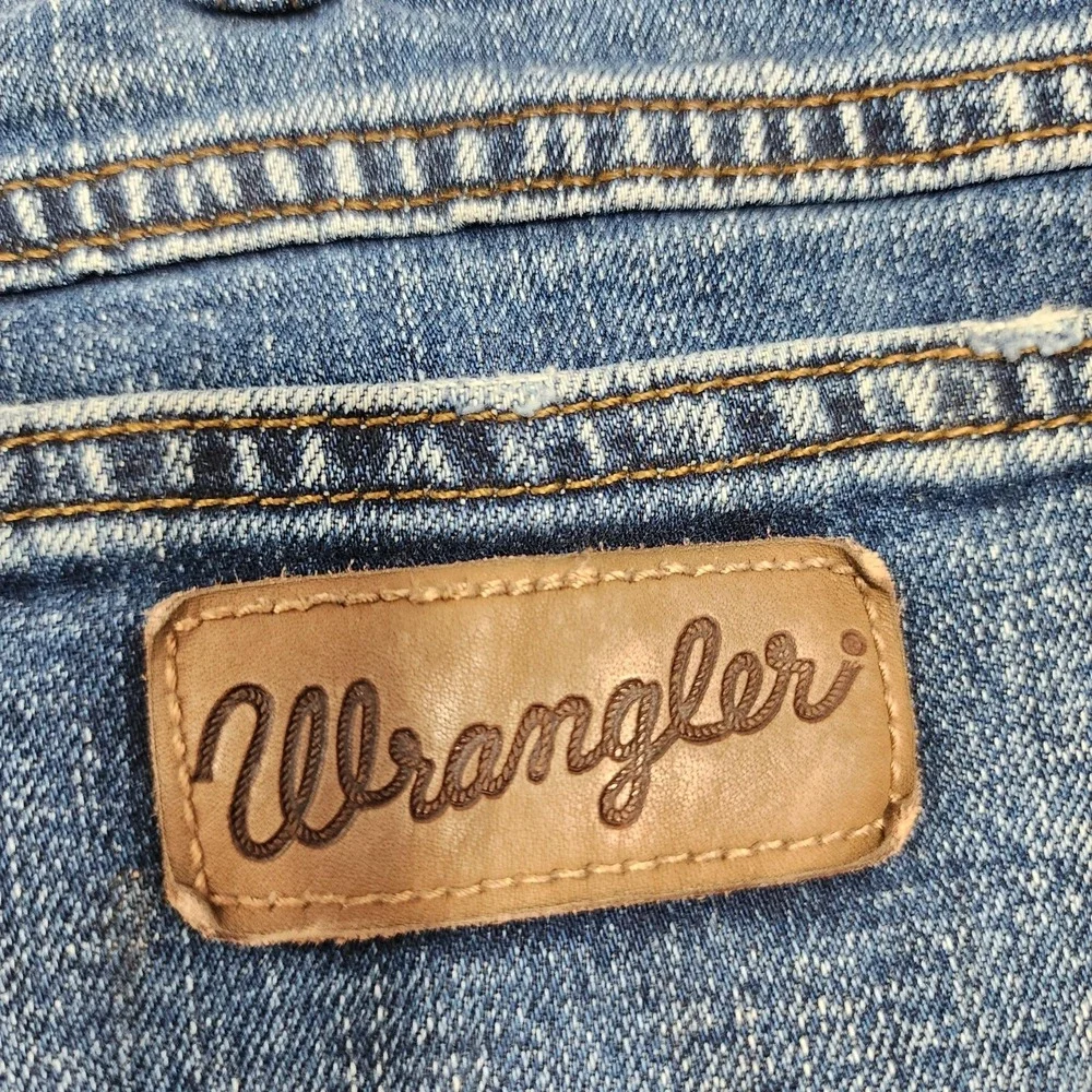 Wrangler Jeans Mens 32x36 Blue Retro Slim Straight Stretch Denim Medium Wash